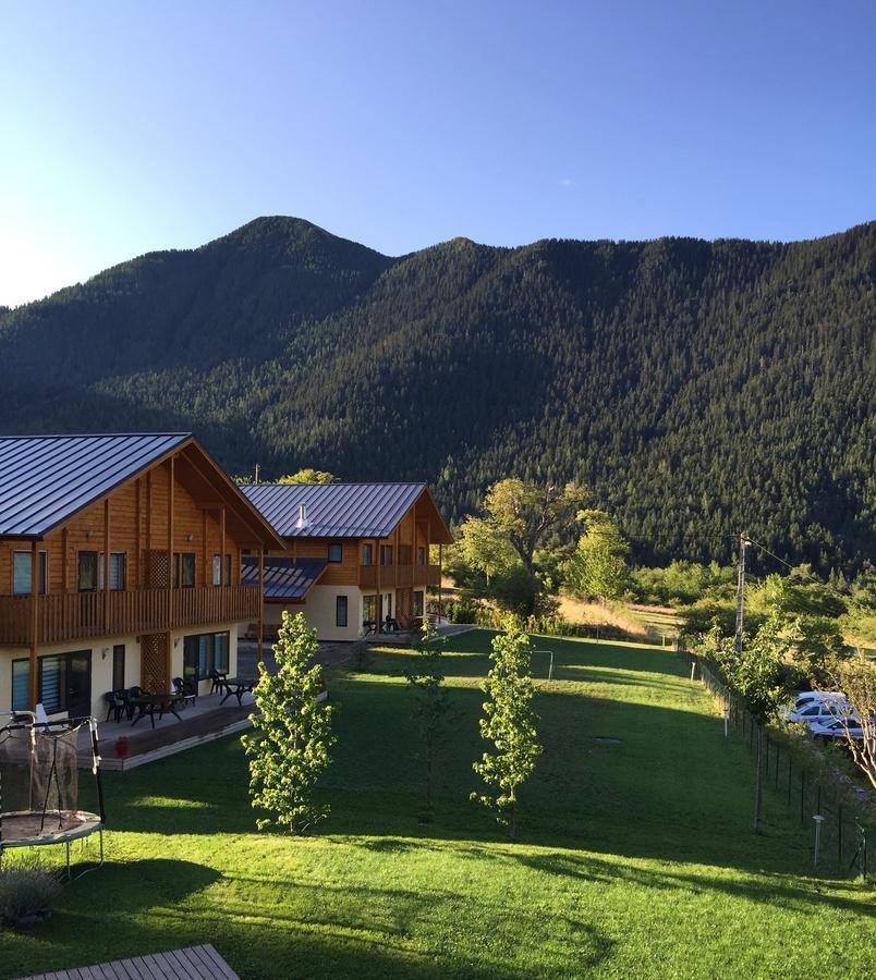 Les Chalets Fleurs De France - Kota Saint-Dalmas Exteriér fotografie