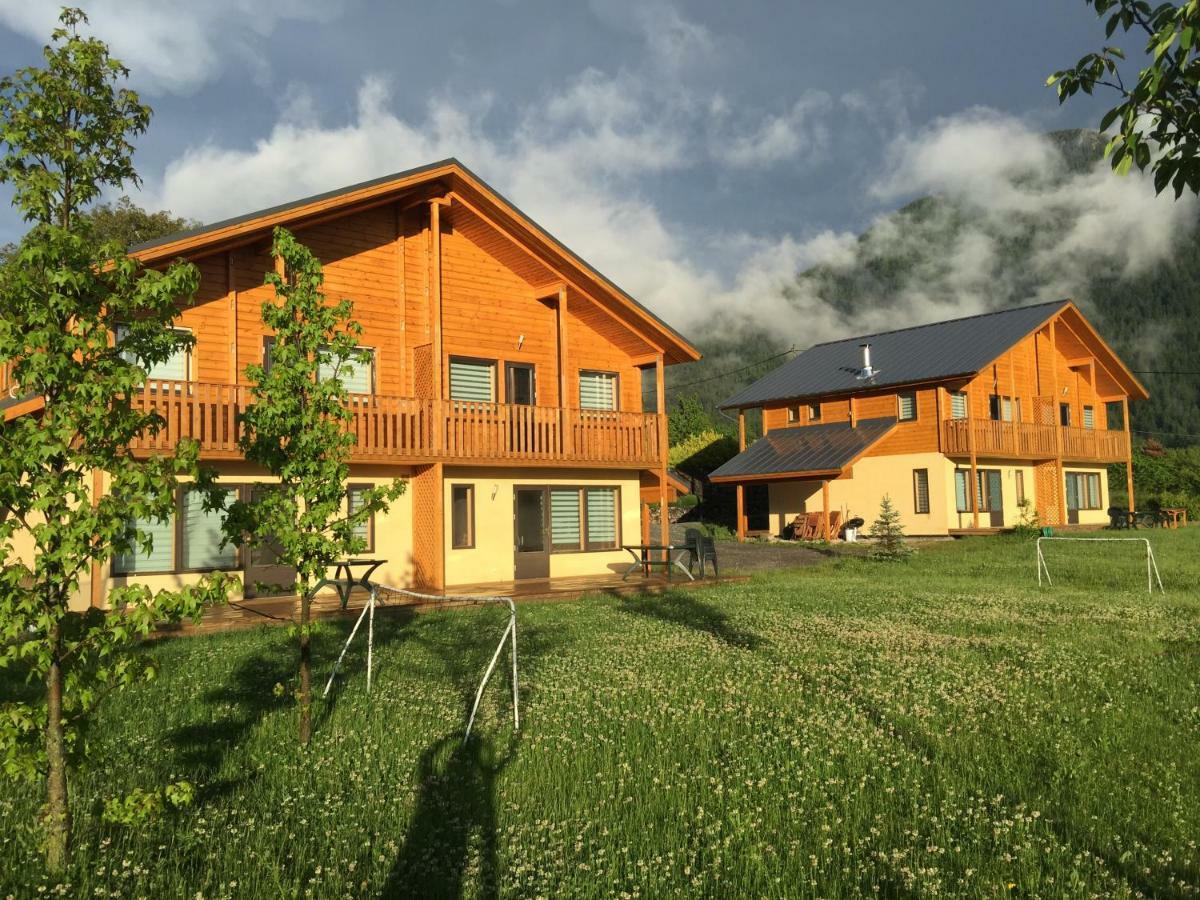 Les Chalets Fleurs De France - Kota Saint-Dalmas Exteriér fotografie